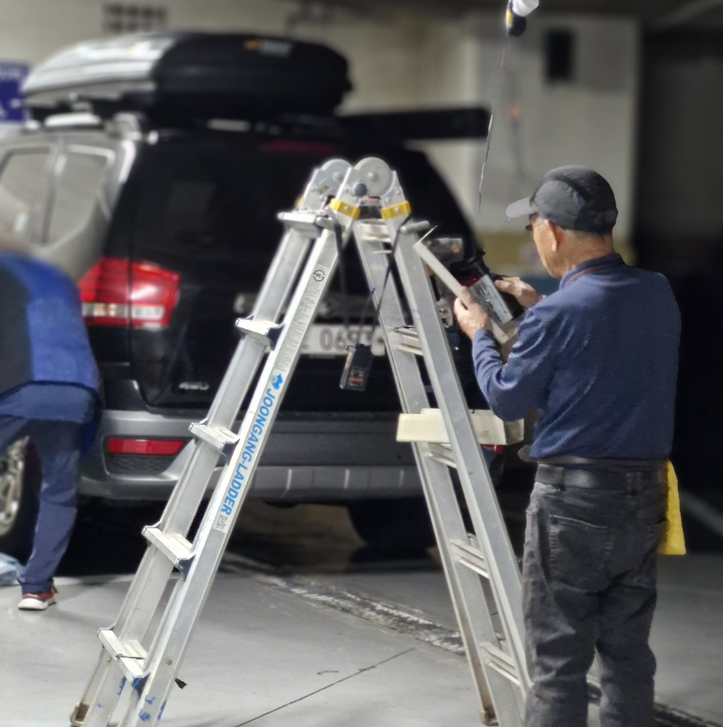 10년이 지나도 변치 않는 품질, 대표의 손끝에서 완성됩니다.